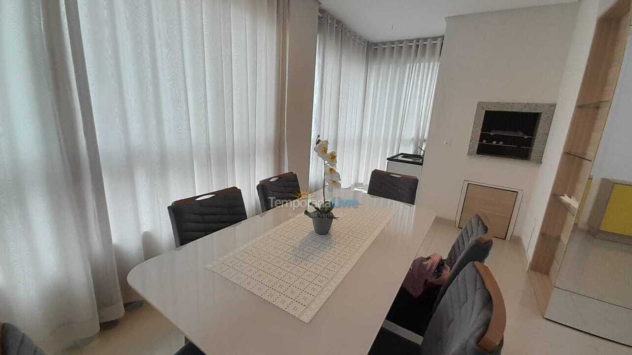Apartamento para alquiler de vacaciones em Itapema (Meia Praia)