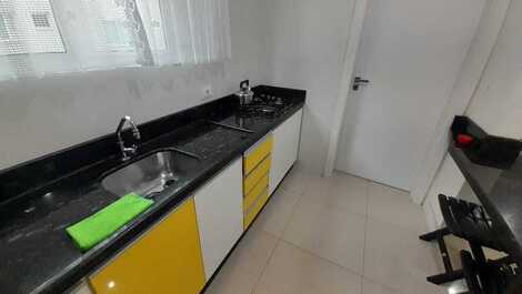 GRAN APARTAMENTO CON 2 SUITES Y 2 PLAZAS DE ESTACIONAMIENTO