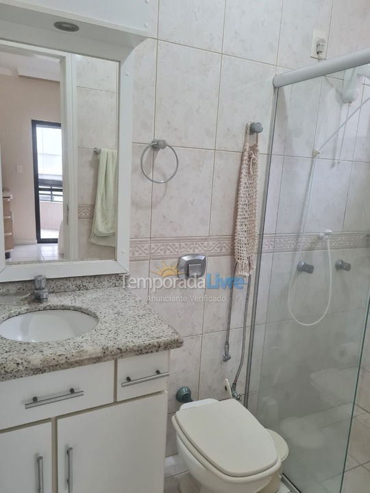 Apartamento para alquiler de vacaciones em Itapema (Meia Praia)