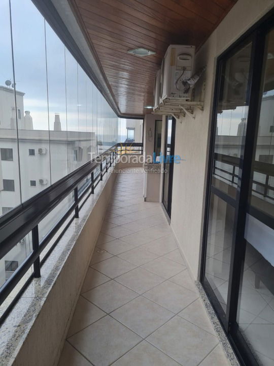 Apartamento para alquiler de vacaciones em Itapema (Meia Praia)