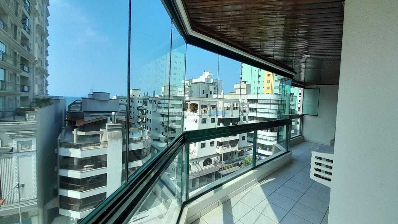 Apartamento para aluguel de temporada em Itapema (Meia Praia)