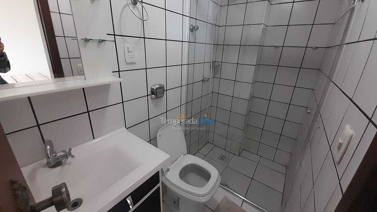 Apartamento para aluguel de temporada em Itapema (Meia Praia)