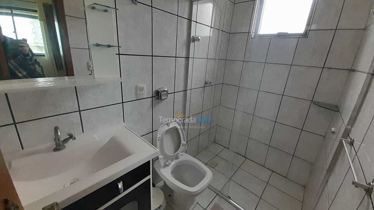 Apartamento para aluguel de temporada em Itapema (Meia Praia)