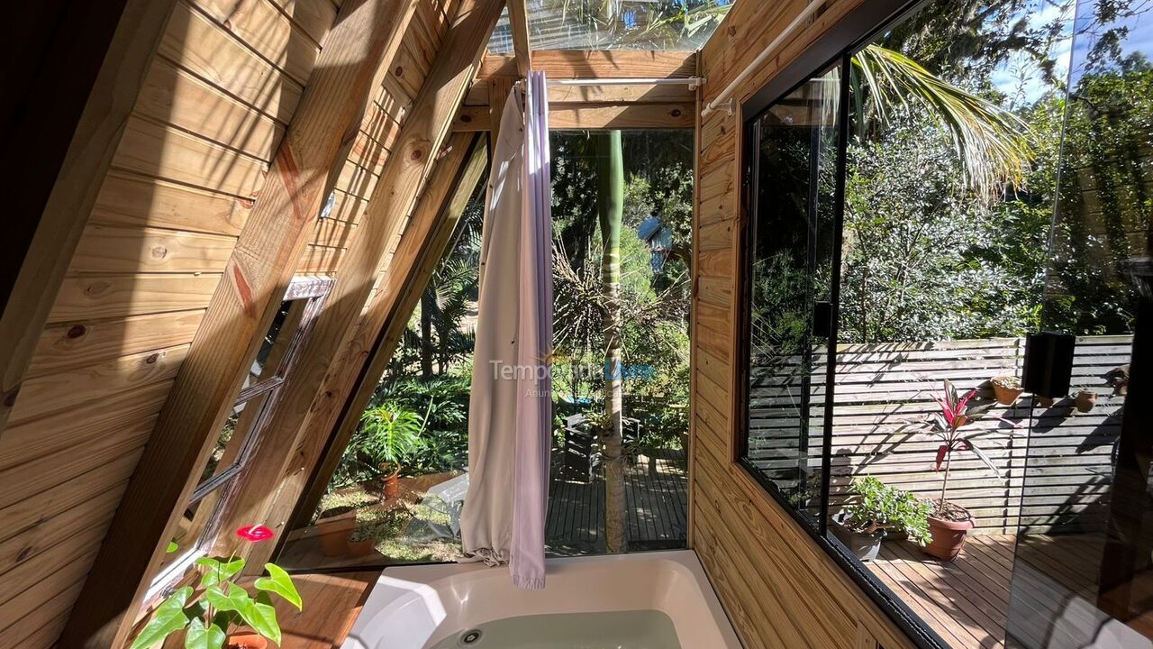 Casa para aluguel de temporada em Imaruí (Praia Vermelha)