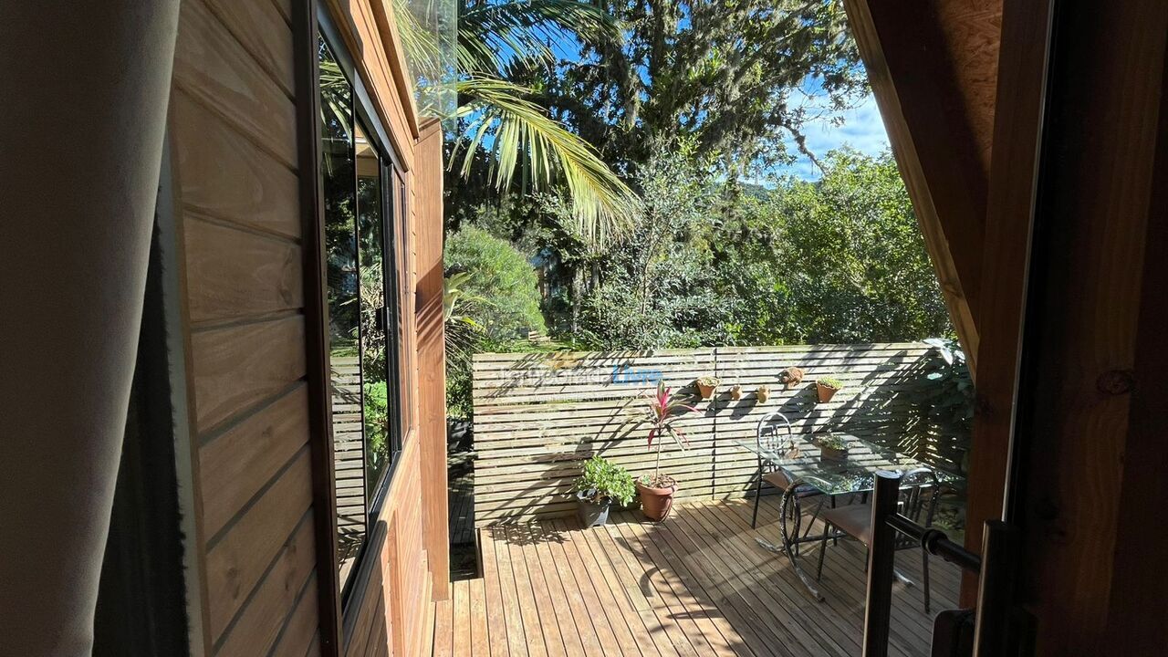 Casa para aluguel de temporada em Imaruí (Praia Vermelha)