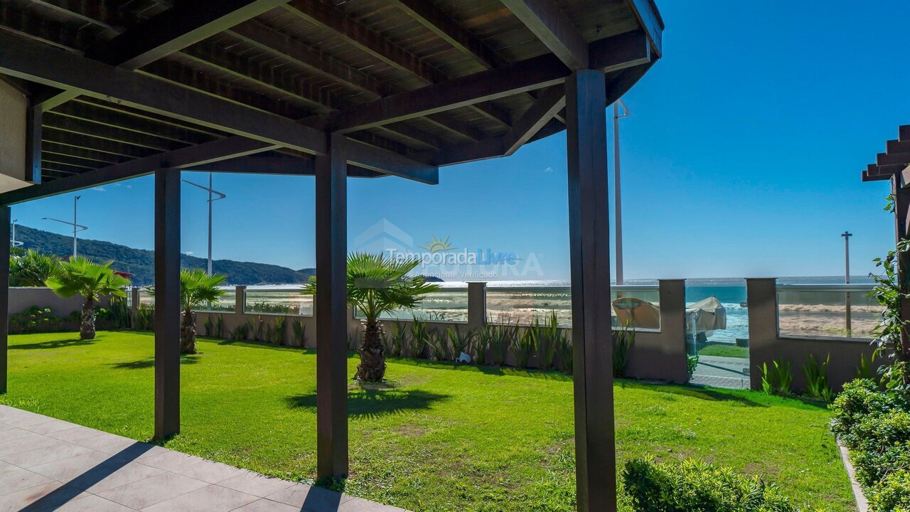 Apartamento para alquiler de vacaciones em Bombinhas (Praia de Bombas)