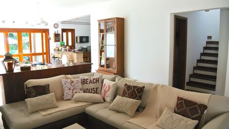 Casa en condominio en la playa de Baleia