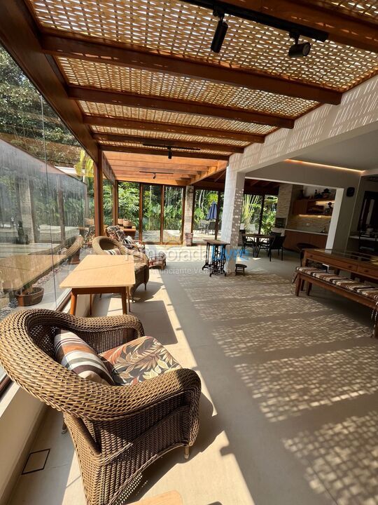 Casa para alquiler de vacaciones em São Sebastião (Praia da Baleia)