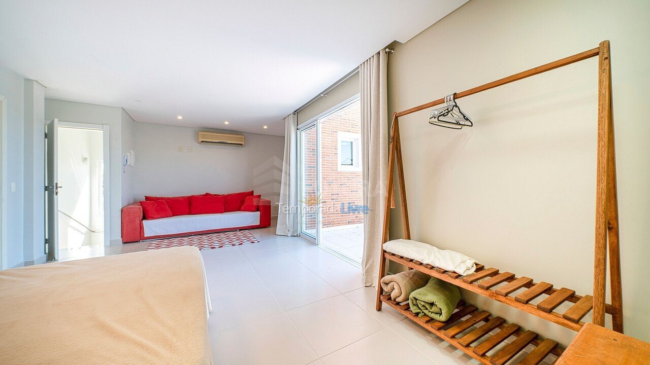 Apartment for vacation rental in Bombinhas (Ilhas)