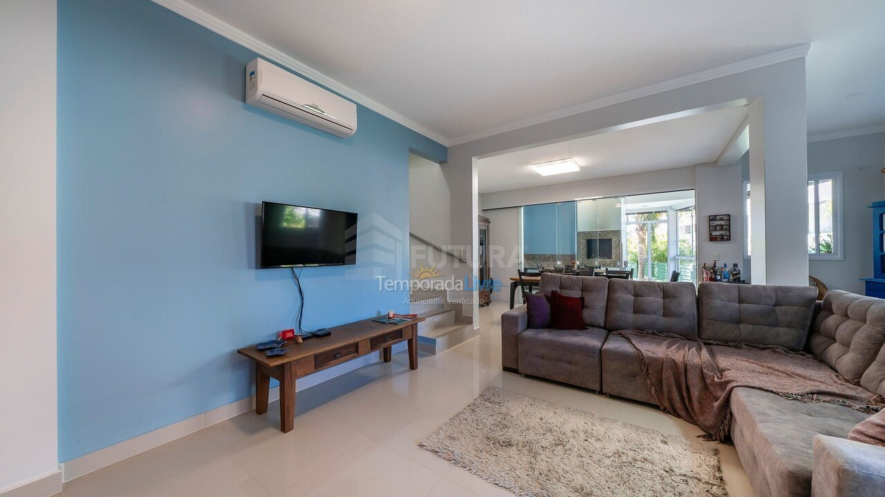 Apartment for vacation rental in Bombinhas (Ilhas)