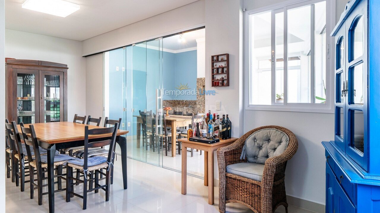 Apartment for vacation rental in Bombinhas (Ilhas)