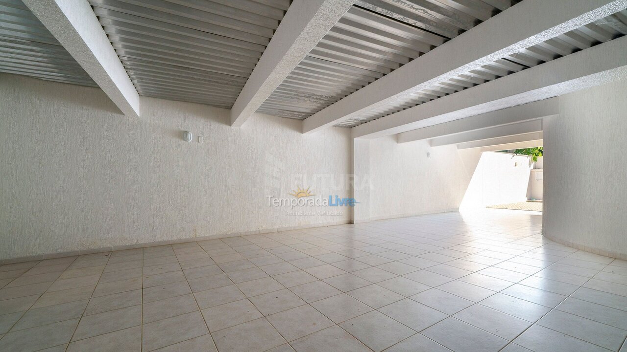 Apartment for vacation rental in Bombinhas (Ilhas)