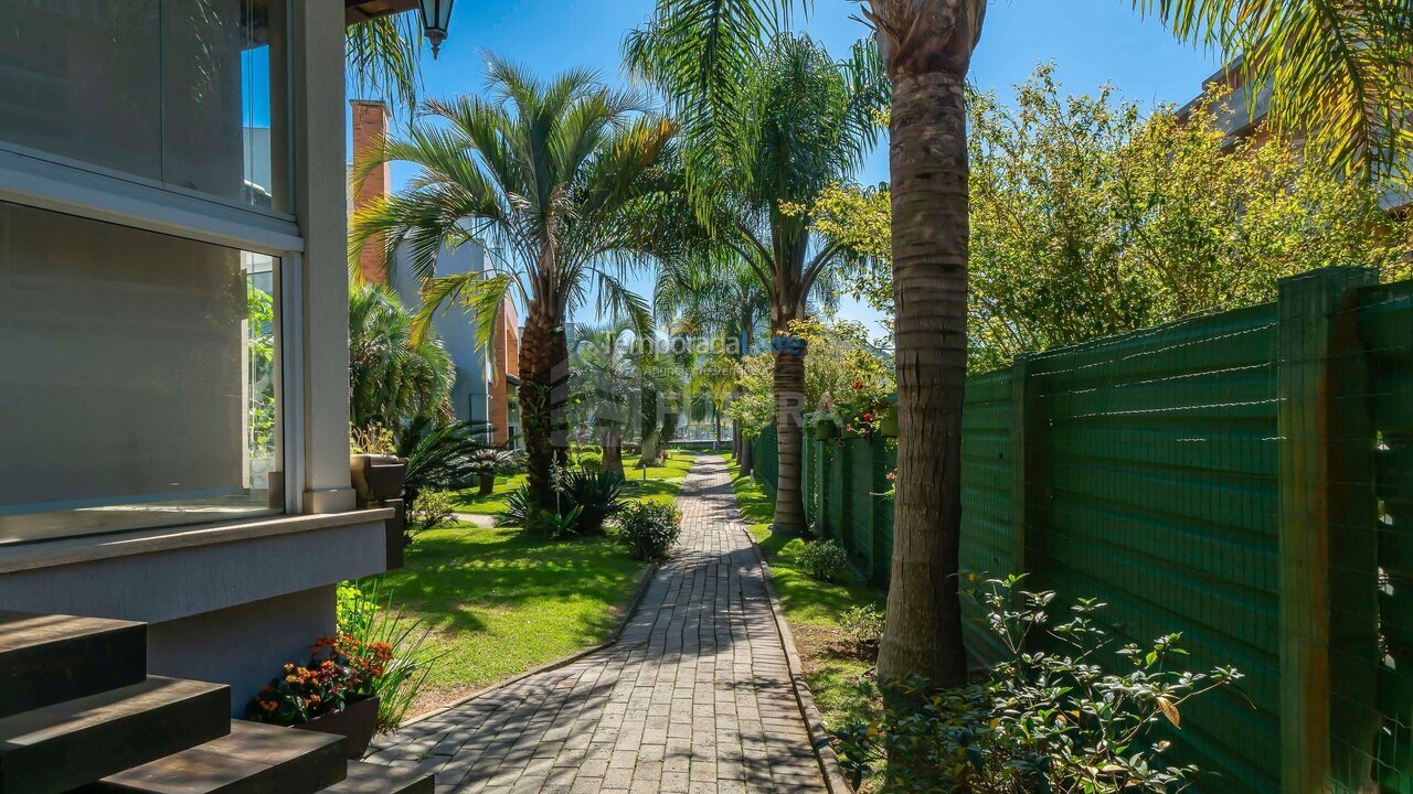 Apartment for vacation rental in Bombinhas (Ilhas)