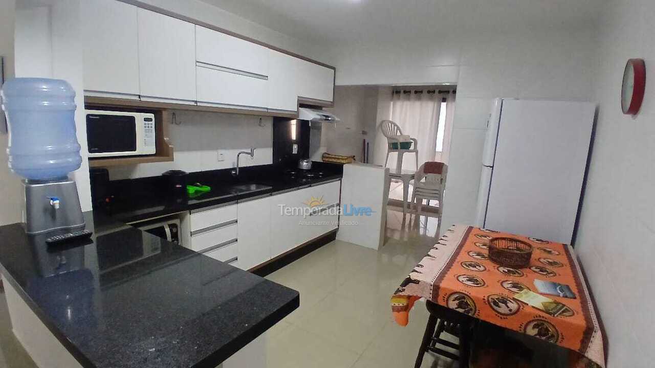 Apartment for vacation rental in Itapema (Meia Praia)