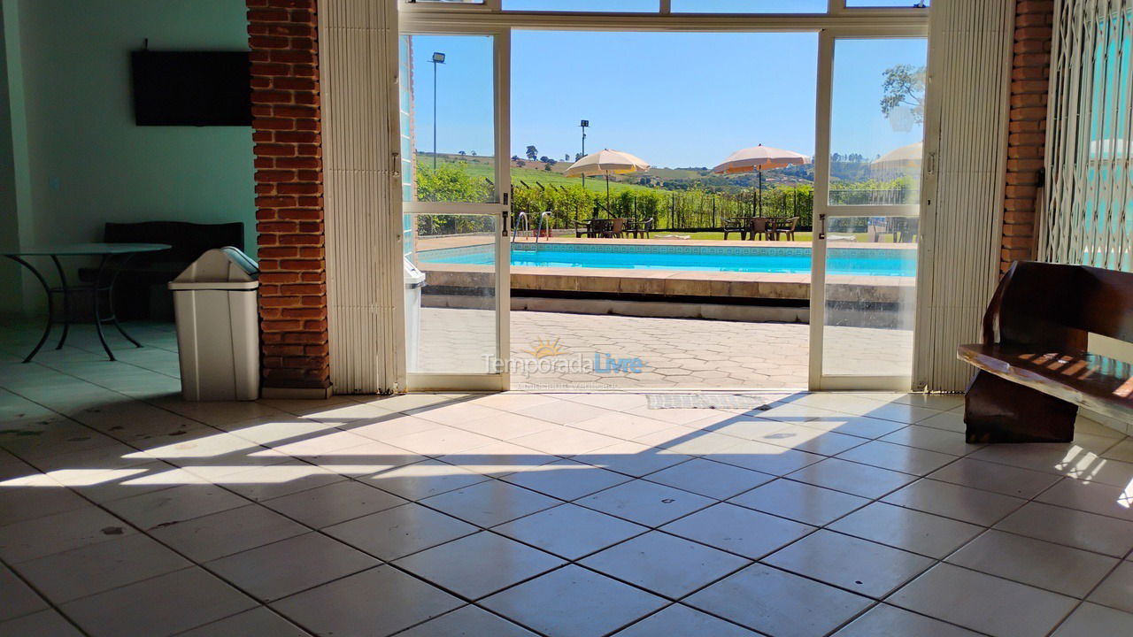 Chácara / sítio para aluguel de temporada em Bragança Paulista (Usina)
