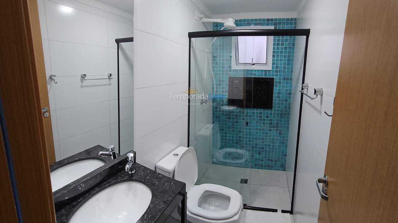 Apartamento para aluguel de temporada em Praia Grande (Jardim Real)