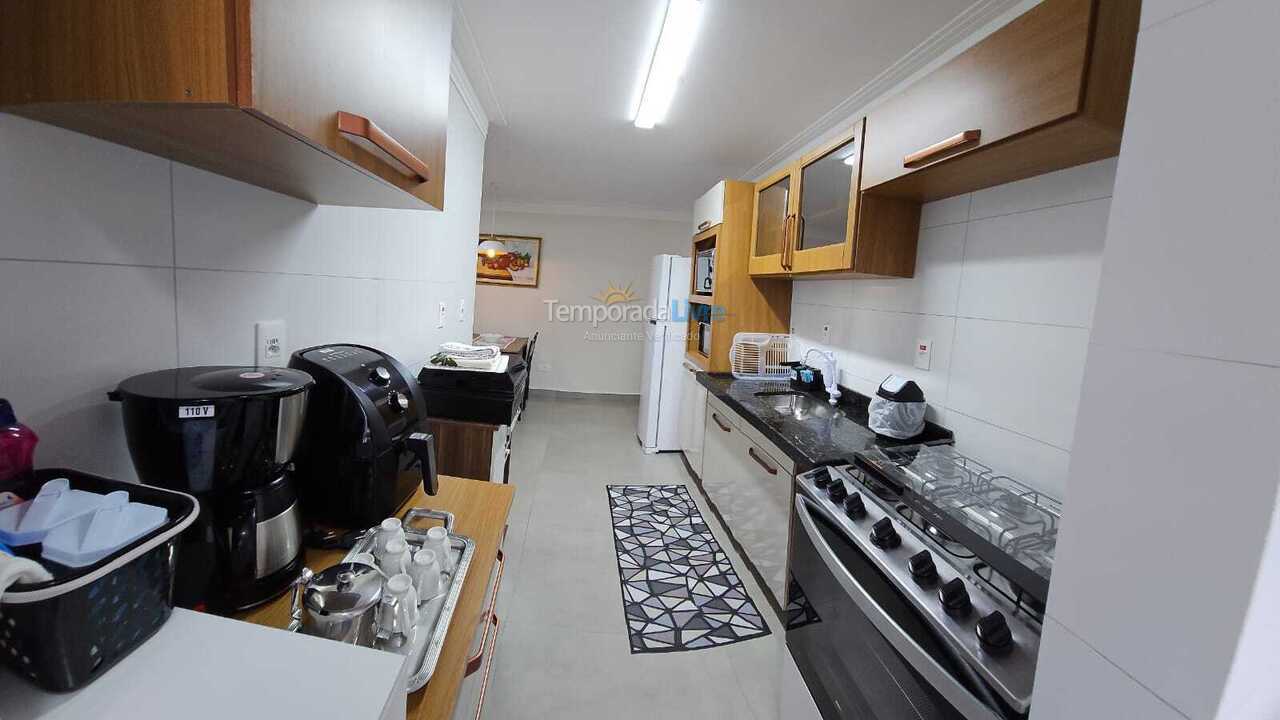 Apartamento para aluguel de temporada em Praia Grande (Jardim Real)