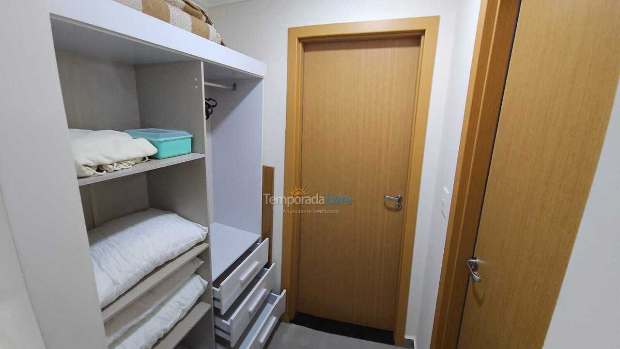 Apartamento para aluguel de temporada em Praia Grande (Jardim Real)
