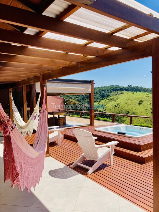 House for vacation rental in Paraibuna (Vila Amélia)