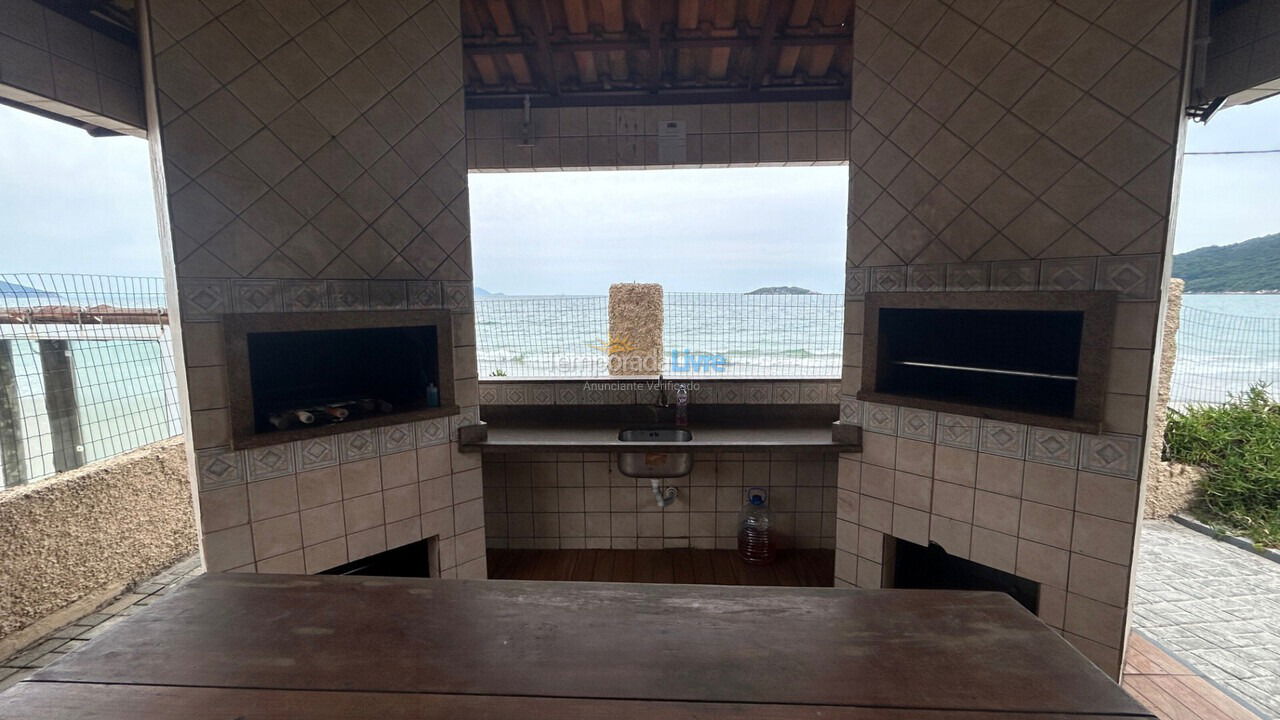 Apartamento para aluguel de temporada em Florianopolis (Praia dos Ingleses)