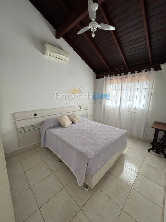 Casa para aluguel de temporada em Florianopolis (Canasvieiras)