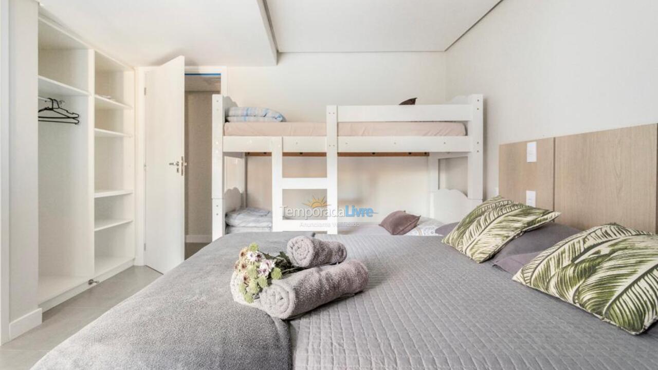 Casa para alquiler de vacaciones em Florianópolis (Praia da Daniela)