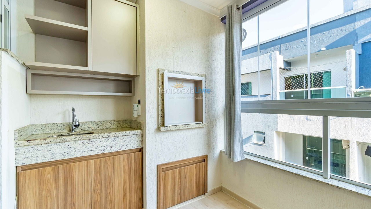 Apartment for vacation rental in Bombinhas (Praia de Bombas)