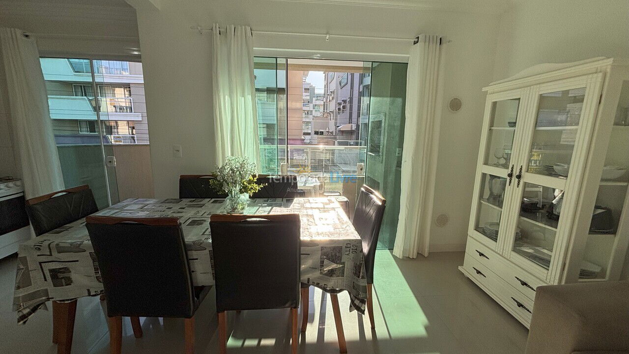Apartamento para aluguel de temporada em Bombinhas (Praia de Bombas)