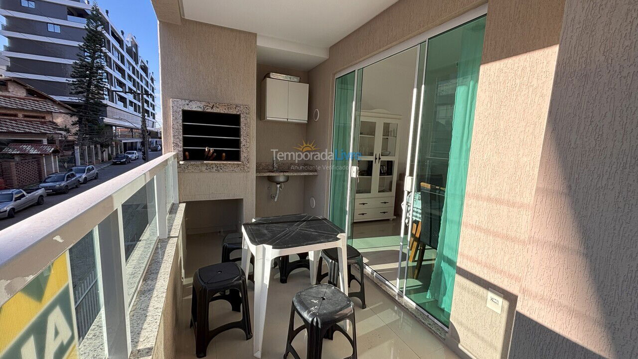 Apartamento para aluguel de temporada em Bombinhas (Praia de Bombas)