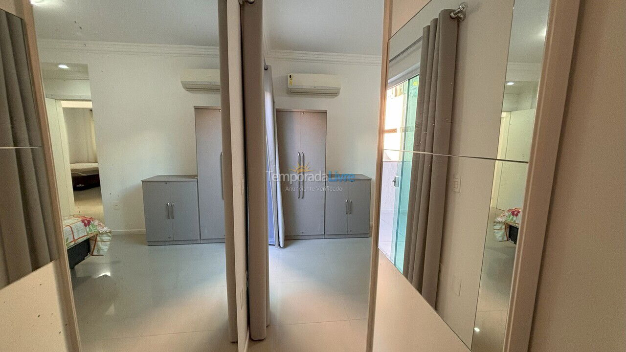 Apartamento para aluguel de temporada em Bombinhas (Praia de Bombas)