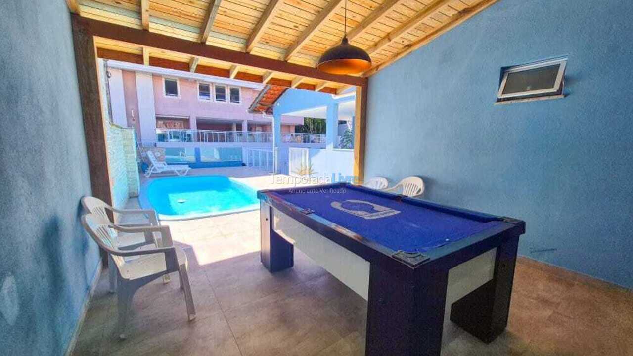 Casa para aluguel de temporada em Bombinhas (Praia de Bombas)