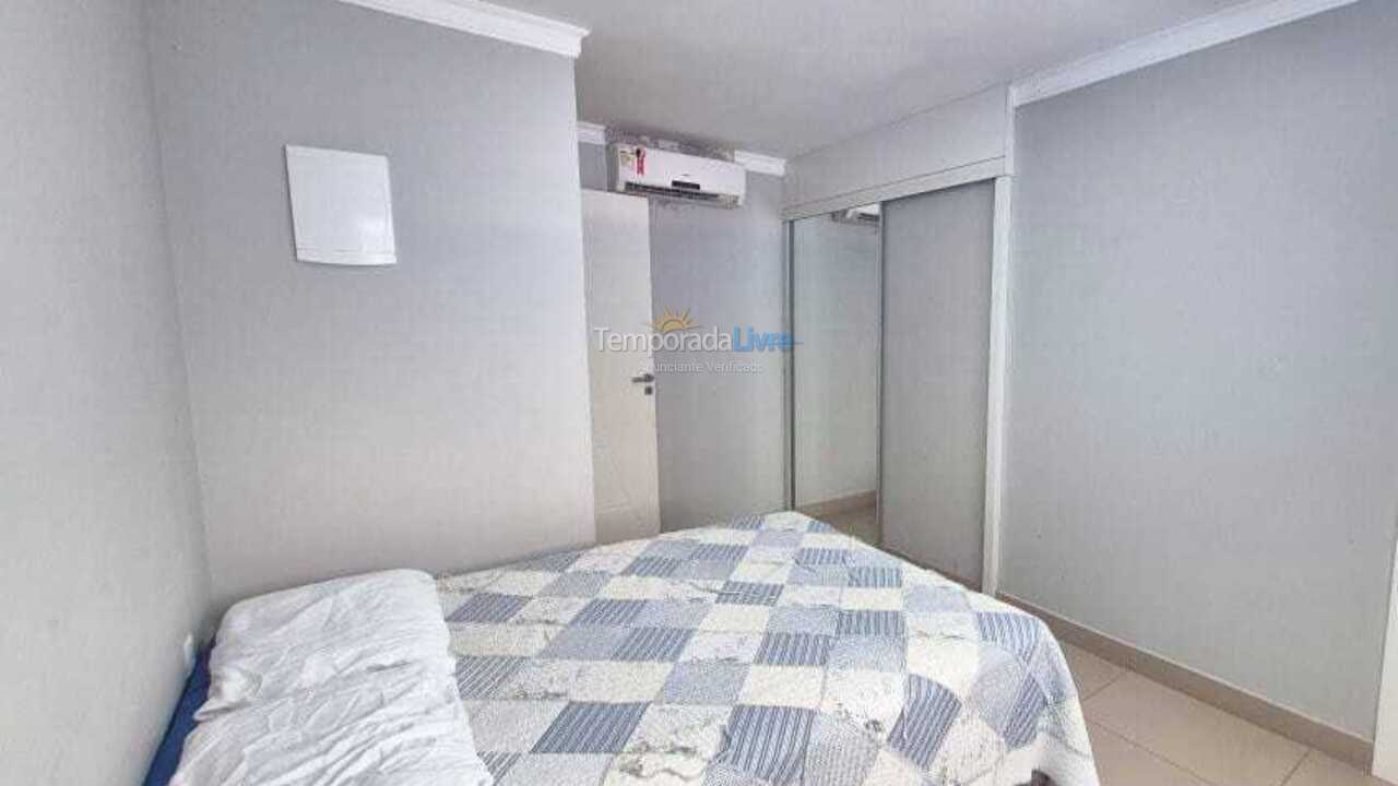 Casa para aluguel de temporada em Bombinhas (Praia de Bombas)