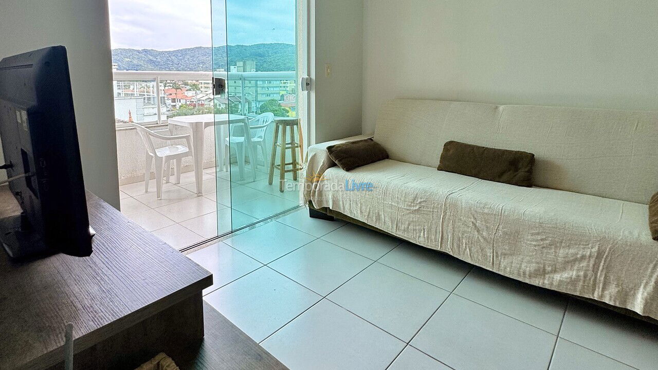Apartment for vacation rental in Bombinhas (Praia de Bombas)