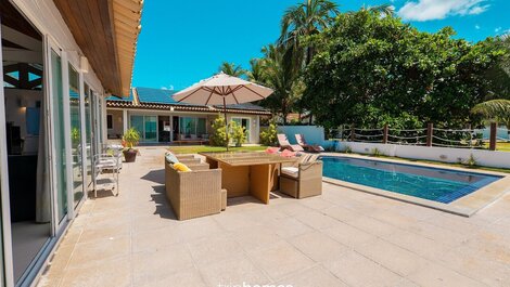Casa Frente-Mar Pé na Areia em Serrambi, PE