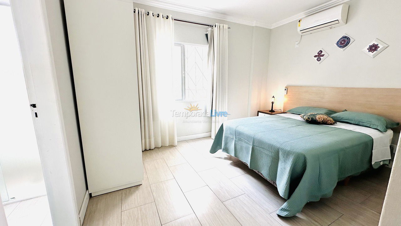 Apartment for vacation rental in Balneário Camboriú (Praia Central)