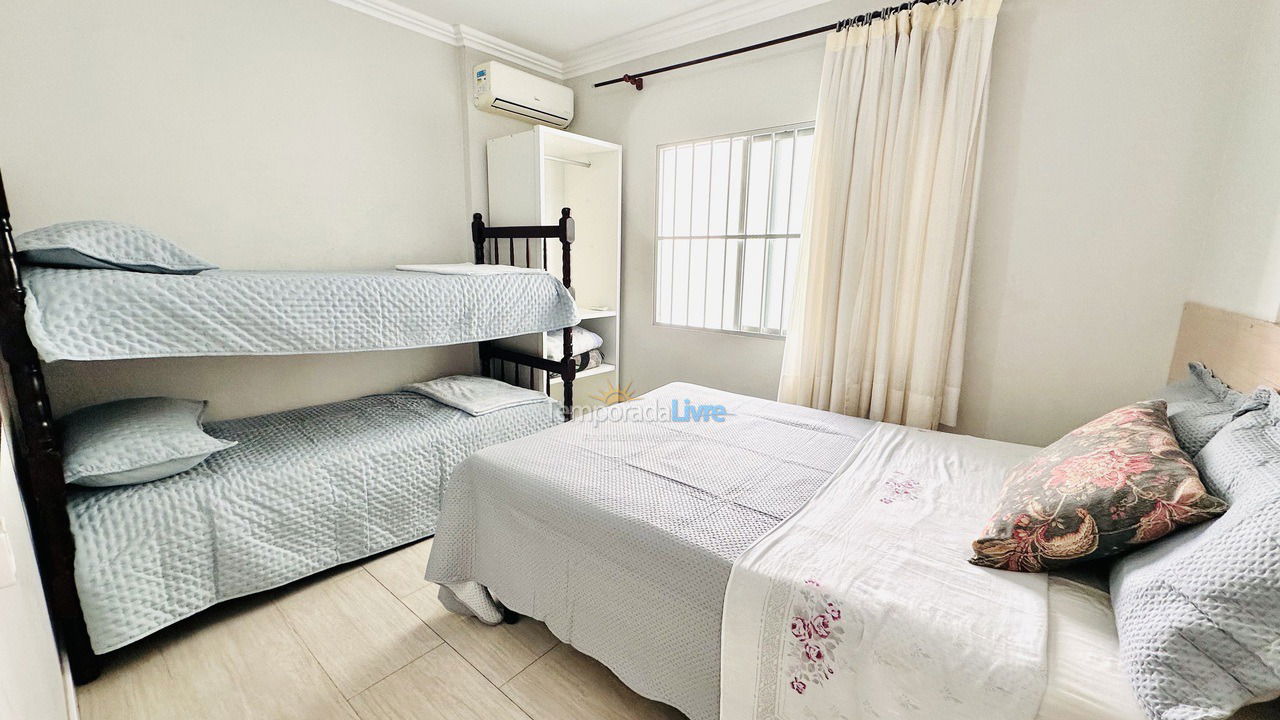 Apartment for vacation rental in Balneário Camboriú (Praia Central)