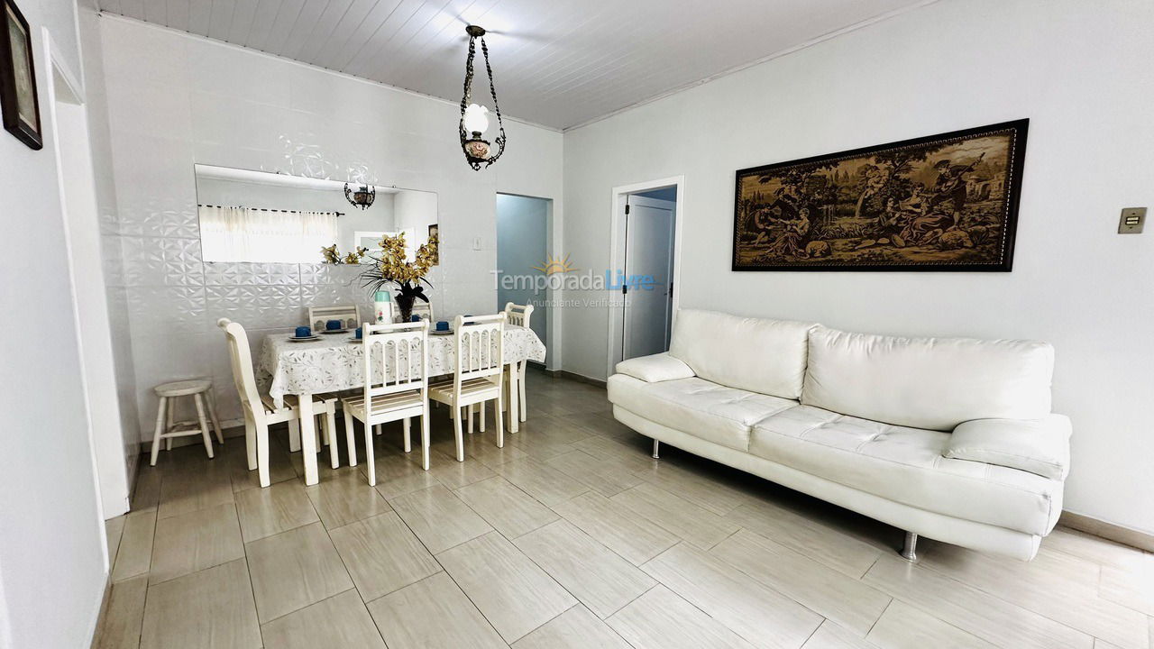 Casa para aluguel de temporada em Balneário Camboriú (Praia Central)