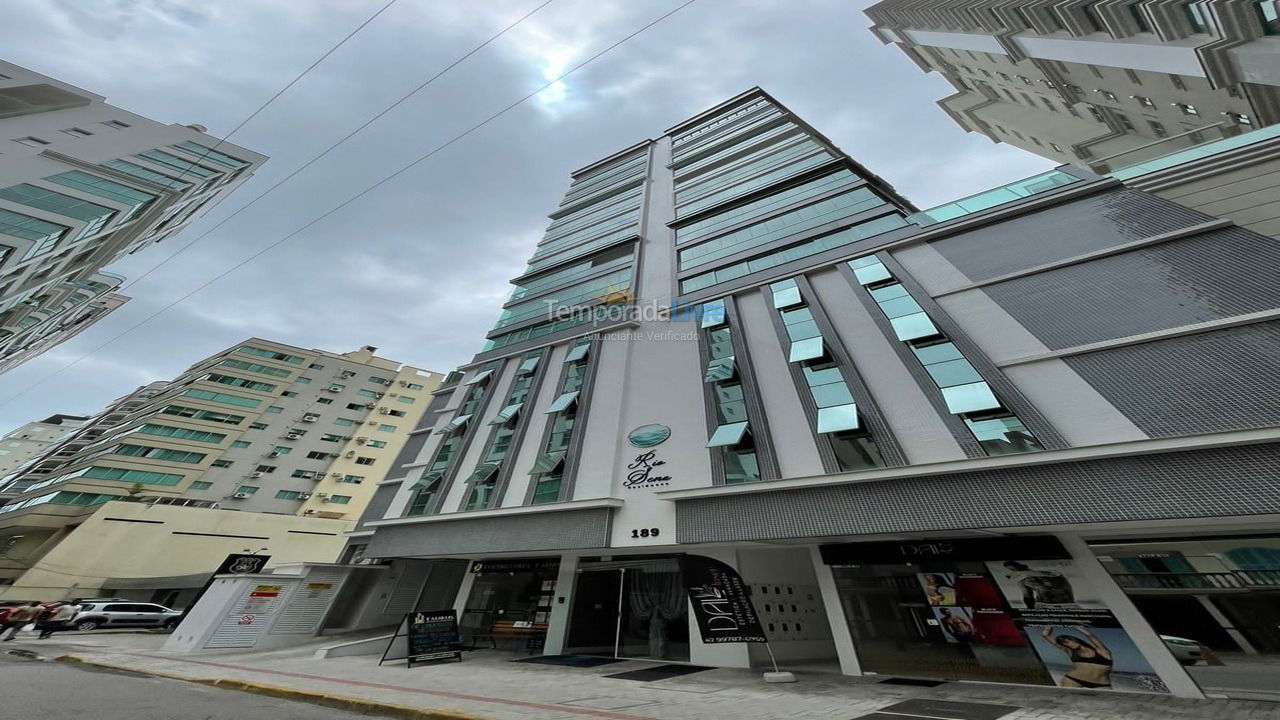 Apartment for vacation rental in Itapema (Meia Praia)