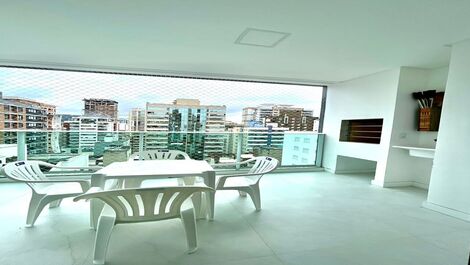 Well located 3 suite apartment