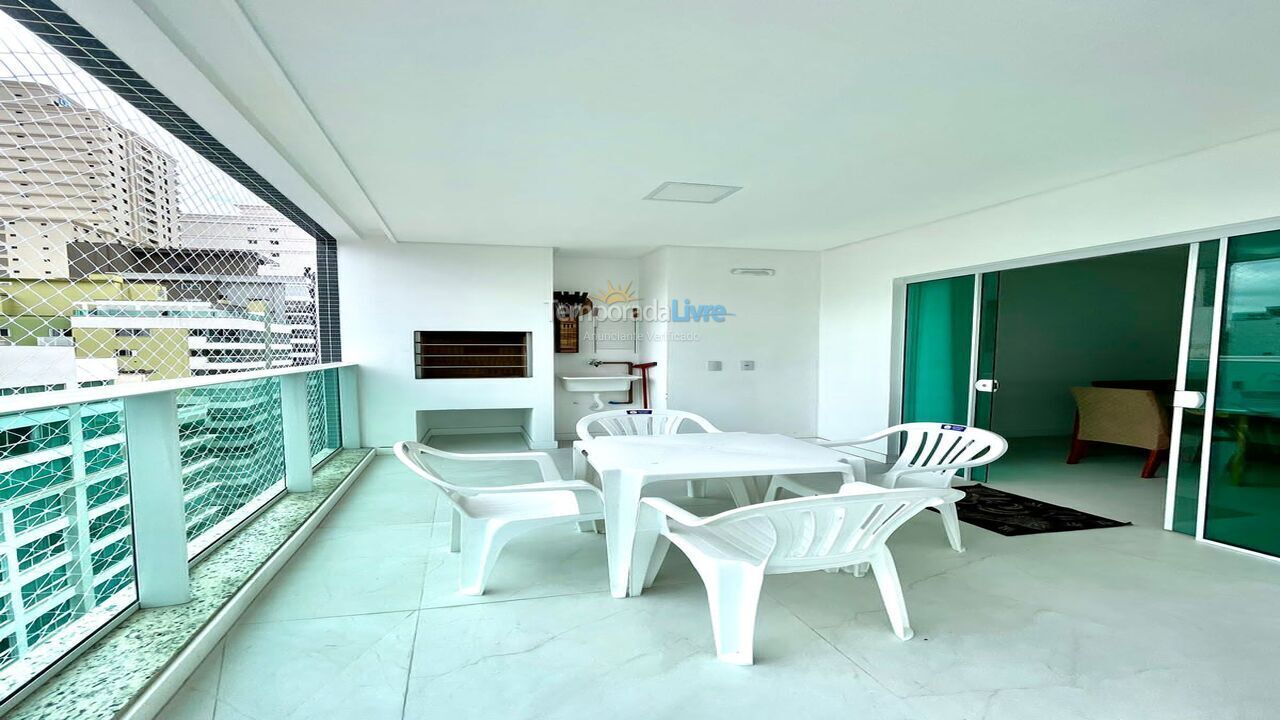 Apartment for vacation rental in Itapema (Meia Praia)