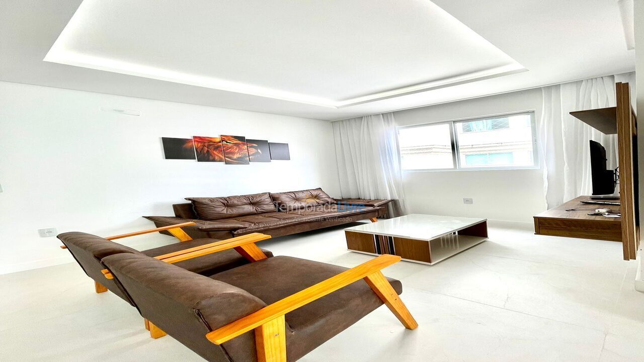 Apartment for vacation rental in Itapema (Meia Praia)