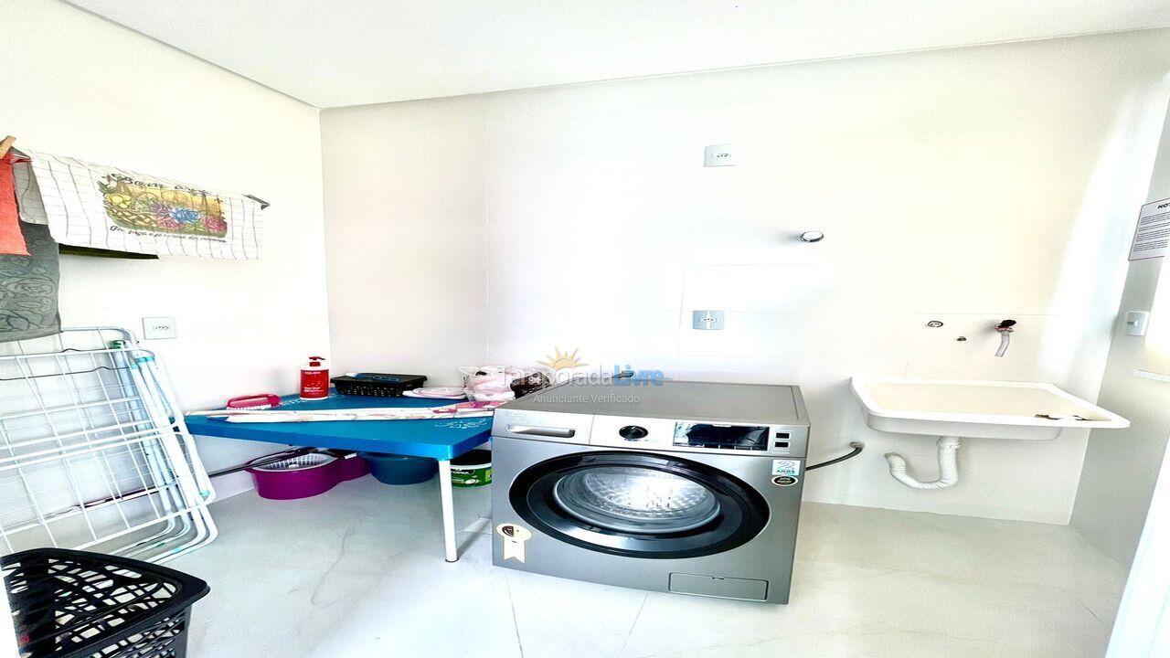 Apartment for vacation rental in Itapema (Meia Praia)