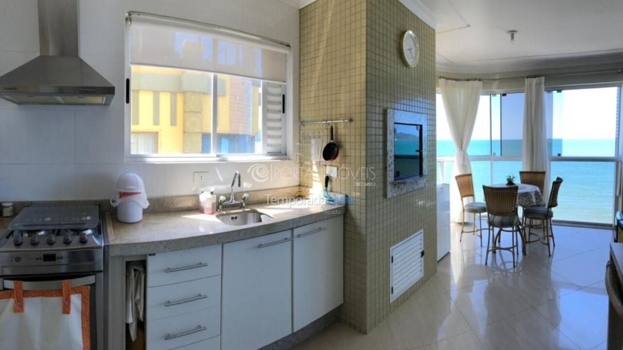 Apartment for vacation rental in Itapema (Meia Praia)
