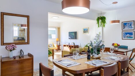 250m da praia com AC, 4 quartos| Brazilian Corner