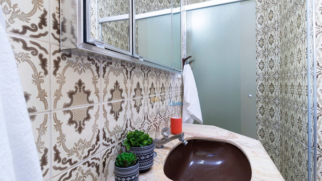 Apartamento para aluguel de temporada em Guarujá (Enseada)
