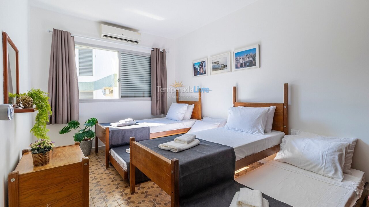 Apartamento para aluguel de temporada em Guarujá (Enseada)