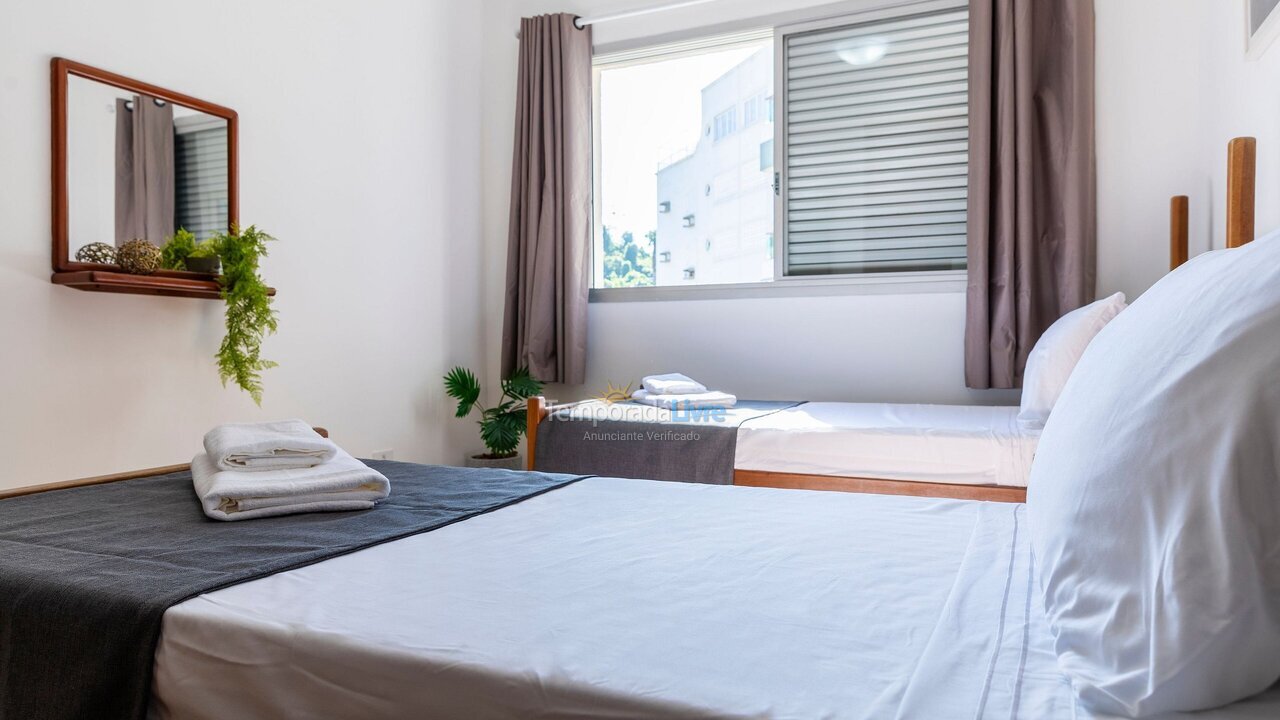 Apartamento para aluguel de temporada em Guarujá (Enseada)