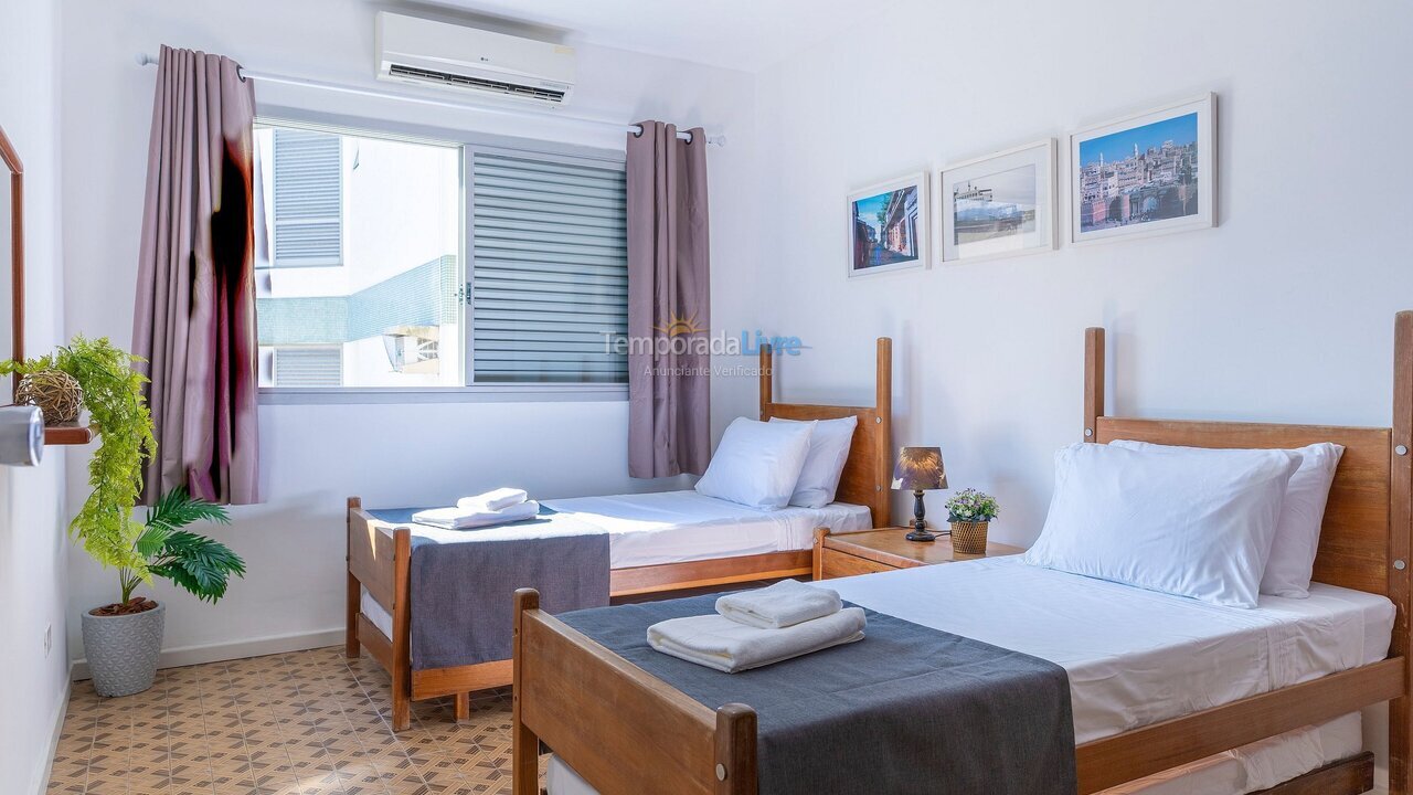 Apartamento para aluguel de temporada em Guarujá (Enseada)