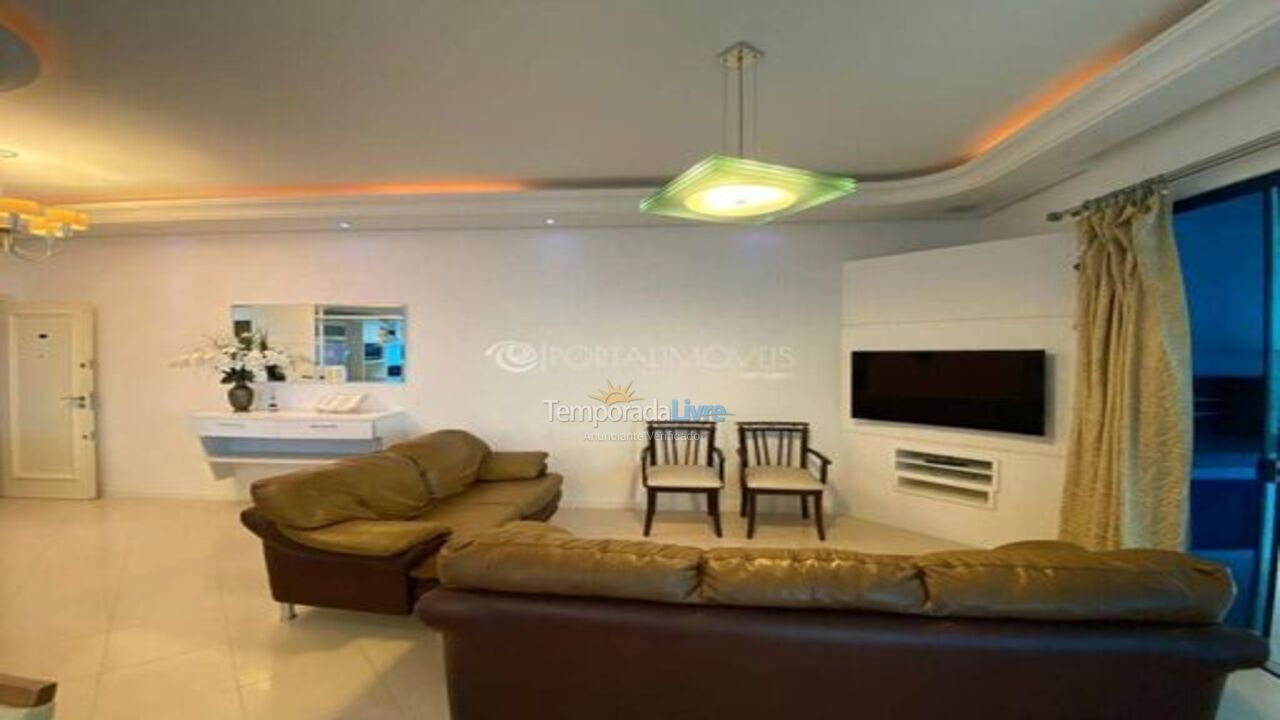Apartment for vacation rental in Itapema (Meia Praia)