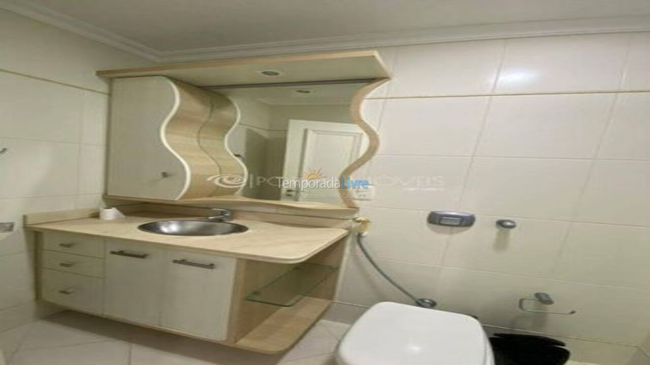 Apartment for vacation rental in Itapema (Meia Praia)